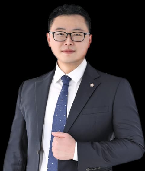 광주공중밀집장소추행변호사 undefined