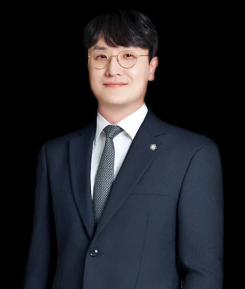 광주공중밀집장소추행변호사 undefined